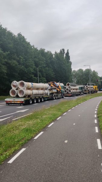 leidingen of goten onderweg